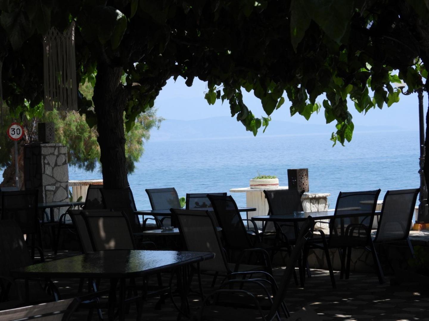 Panorama Hotel - Restaurant Diakopto Luaran gambar